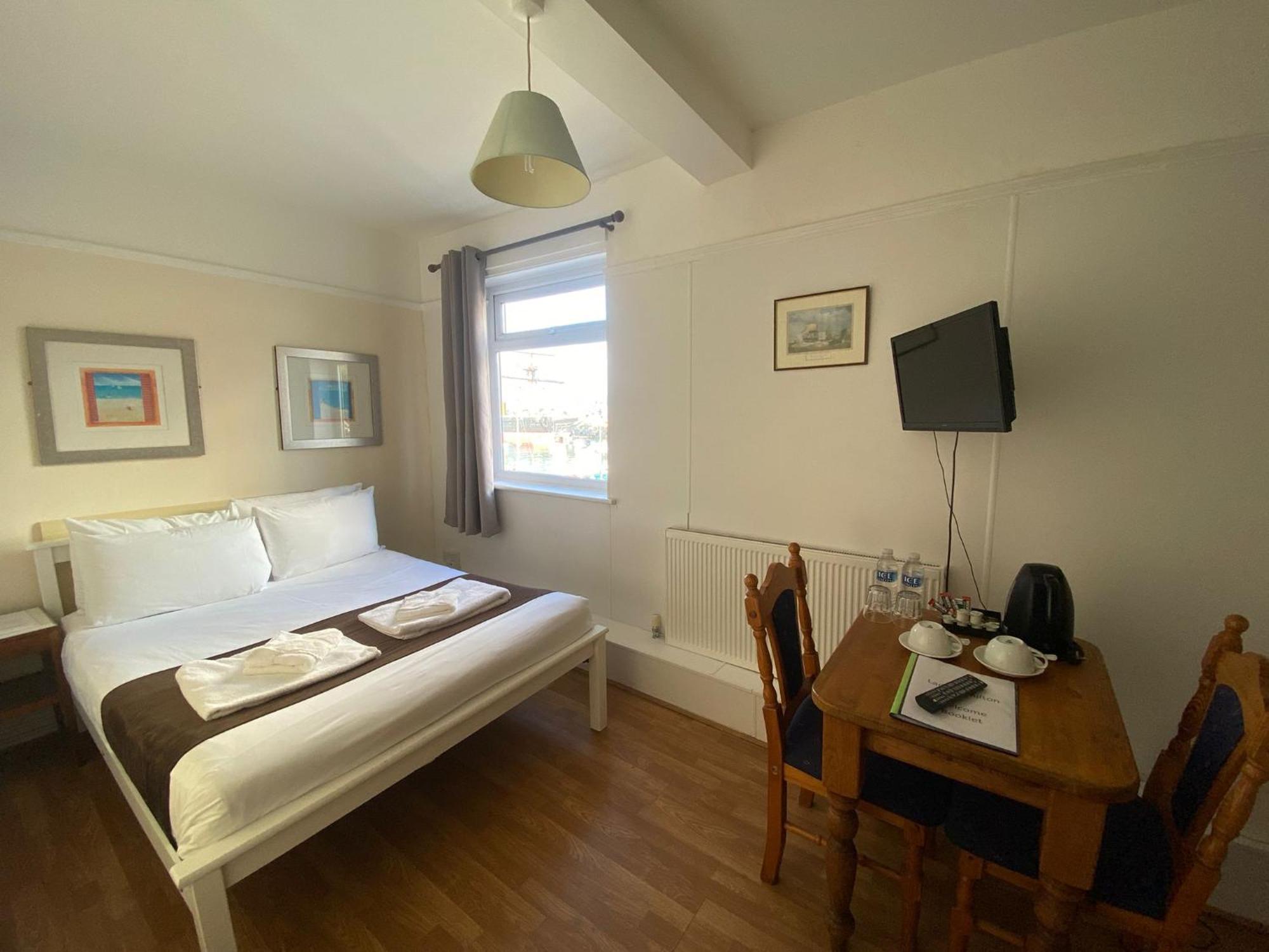 פורטסמות' Lady Hamilton Inn מראה חיצוני תמונה